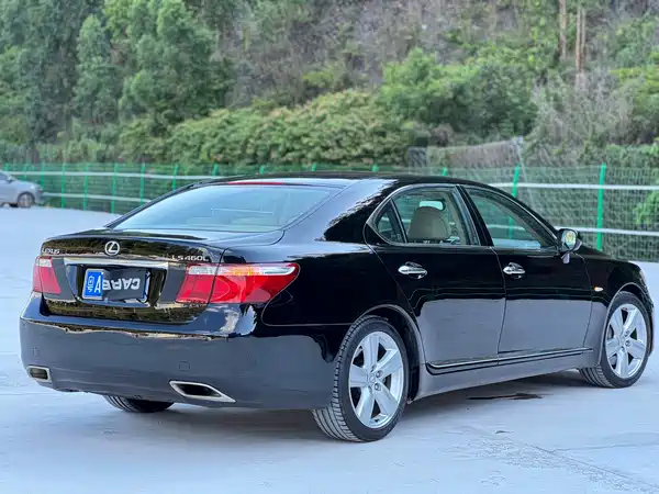 Lexus LS 2006
