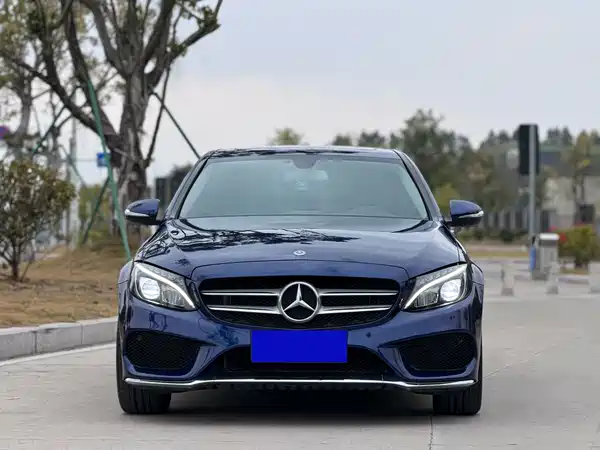 Mercedes-Benz C-Class 2018