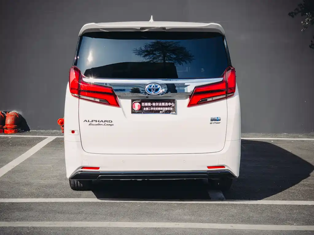 Toyota Alphard 2021 — фото 5