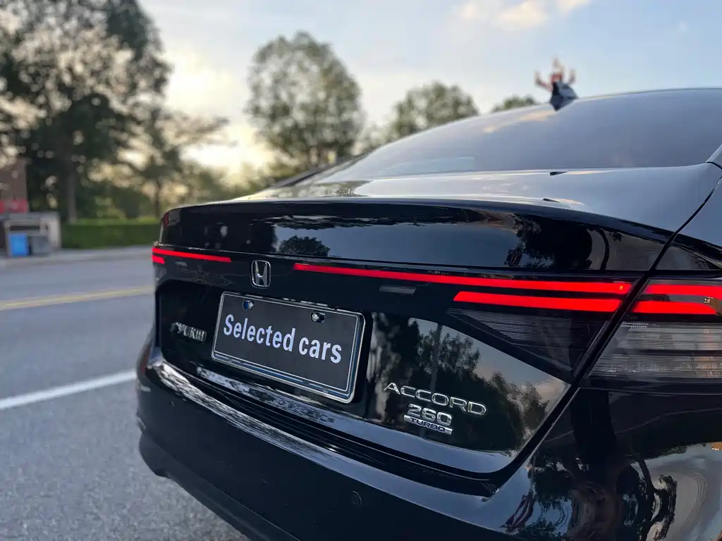 Honda Accord 2024 — фото 10