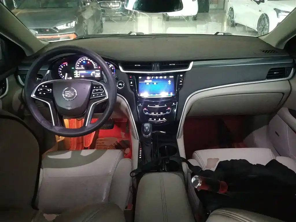 Cadillac XTS 2014 — фото 10