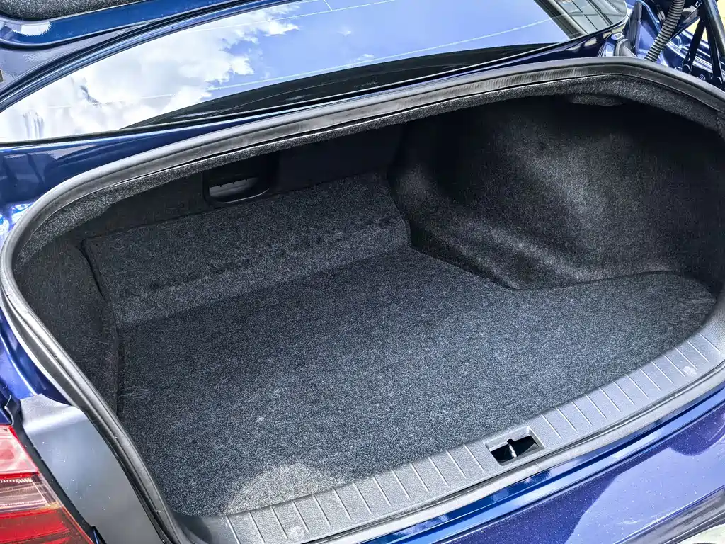 Infiniti Q50L 2018 — фото 19
