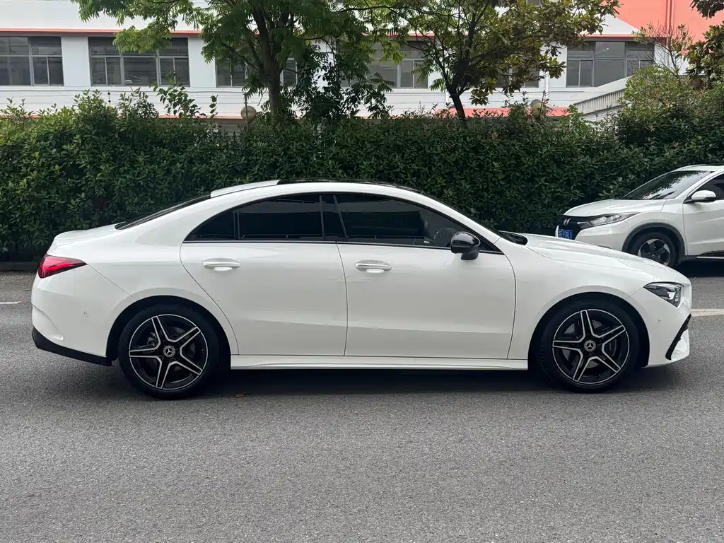 Mercedes-Benz CLA 2025 — фото 22