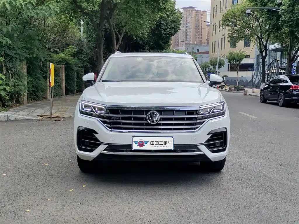 Volkswagen Touareg 2020 — фото 2
