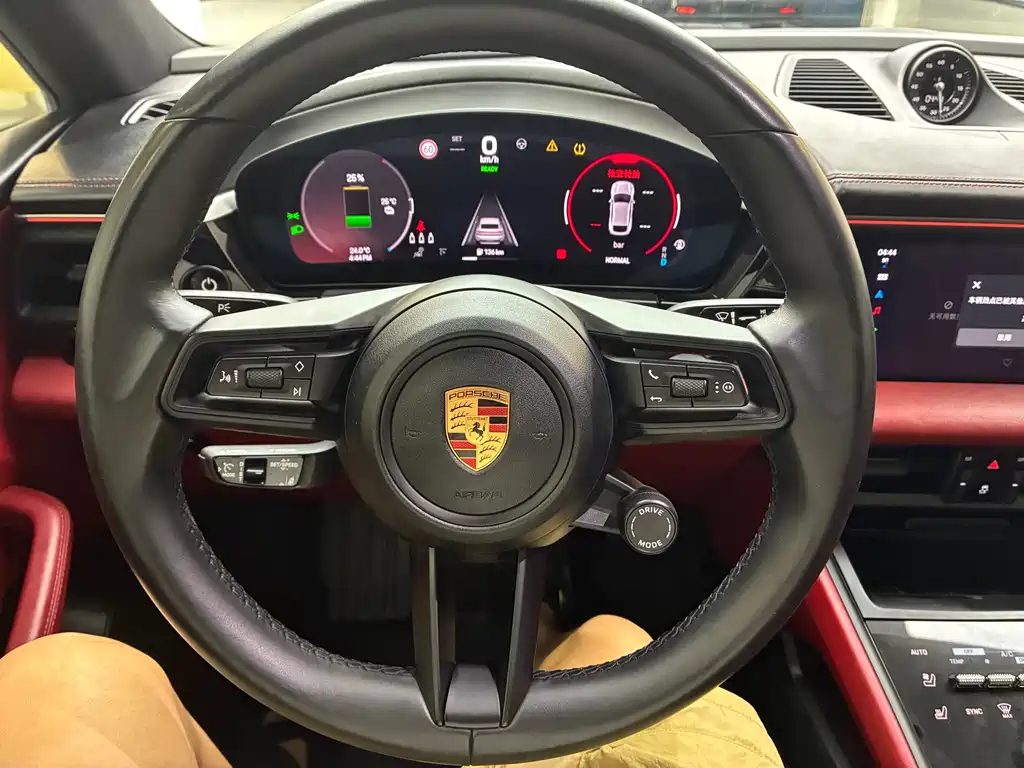 Porsche Macan EV 2025