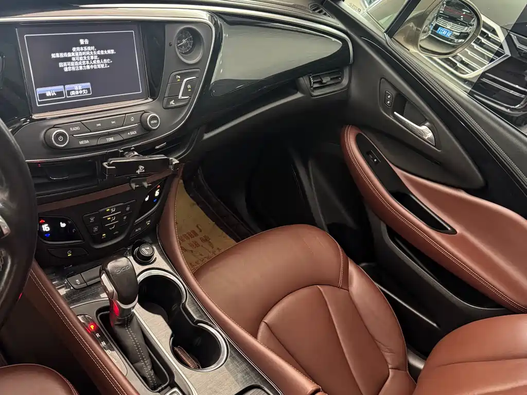 Buick Envision Plus 2018 — фото 12