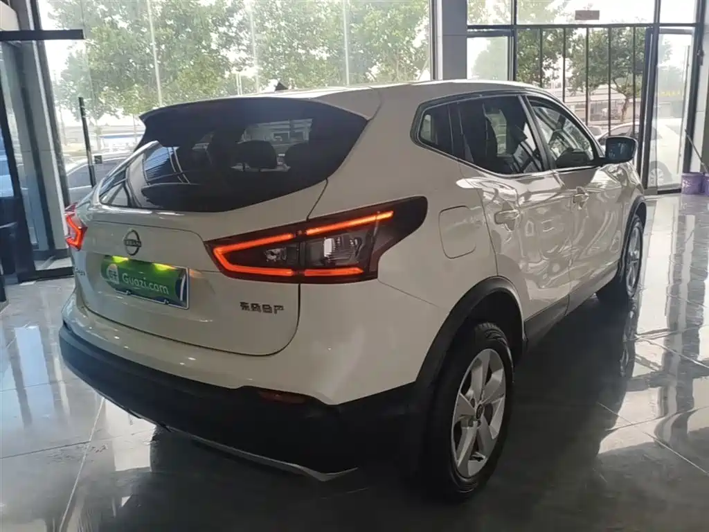 Nissan Qashqai 2023 — фото 7