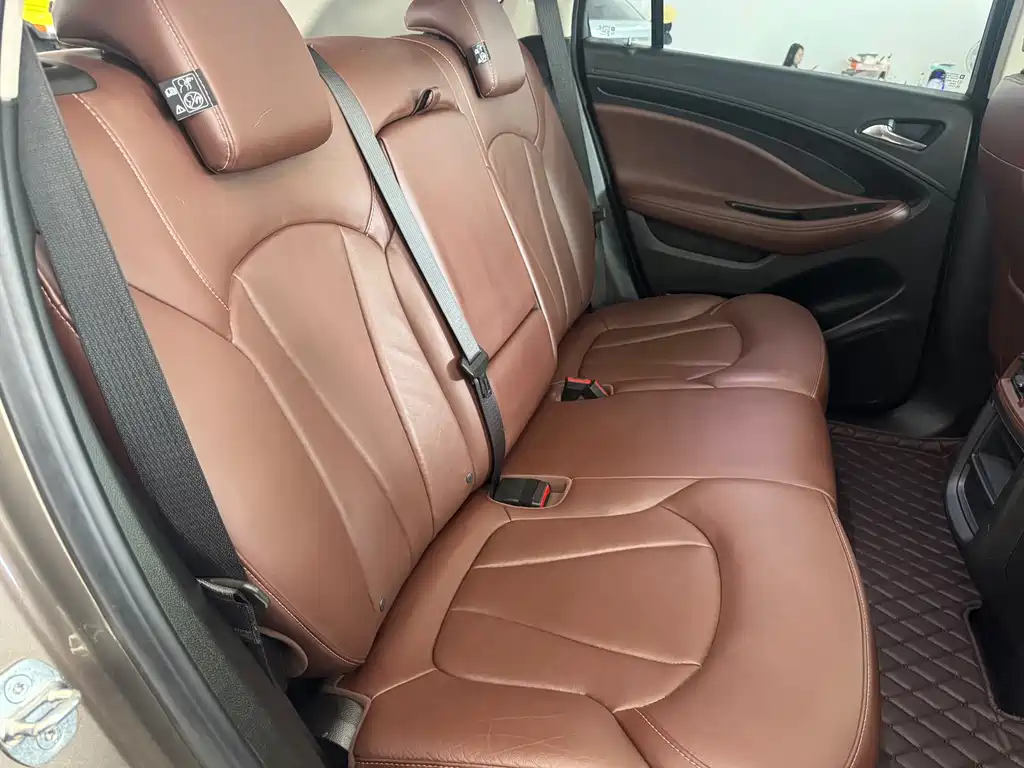 Buick Envision Plus 2018 — фото 19