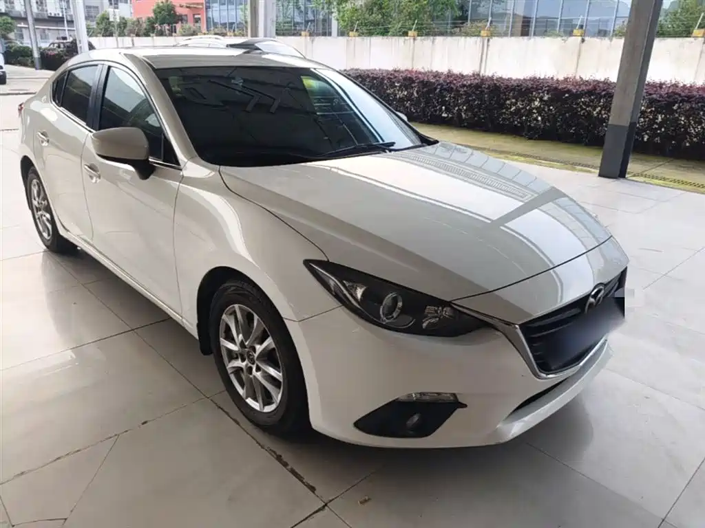 Mazda 3 Axela 2017 — фото 4