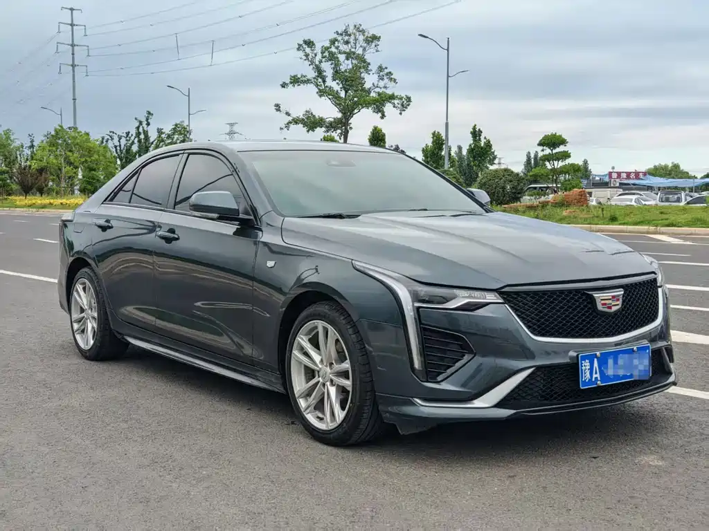 Cadillac CT4 2023