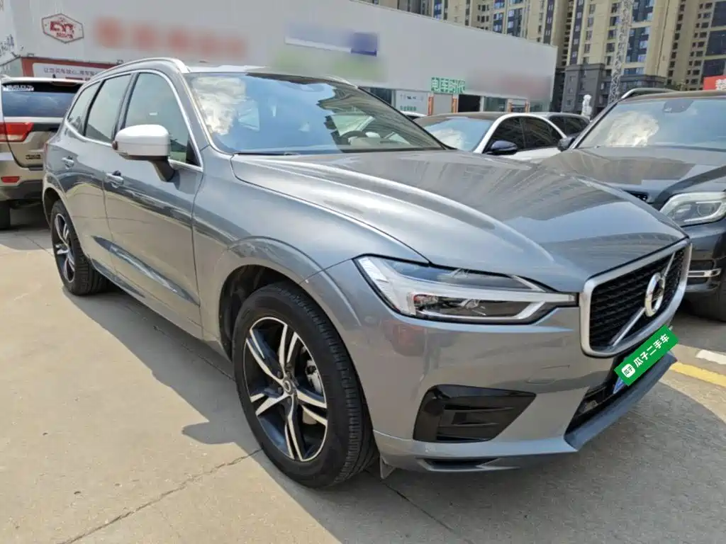 Volvo XC60 2018 — фото 10