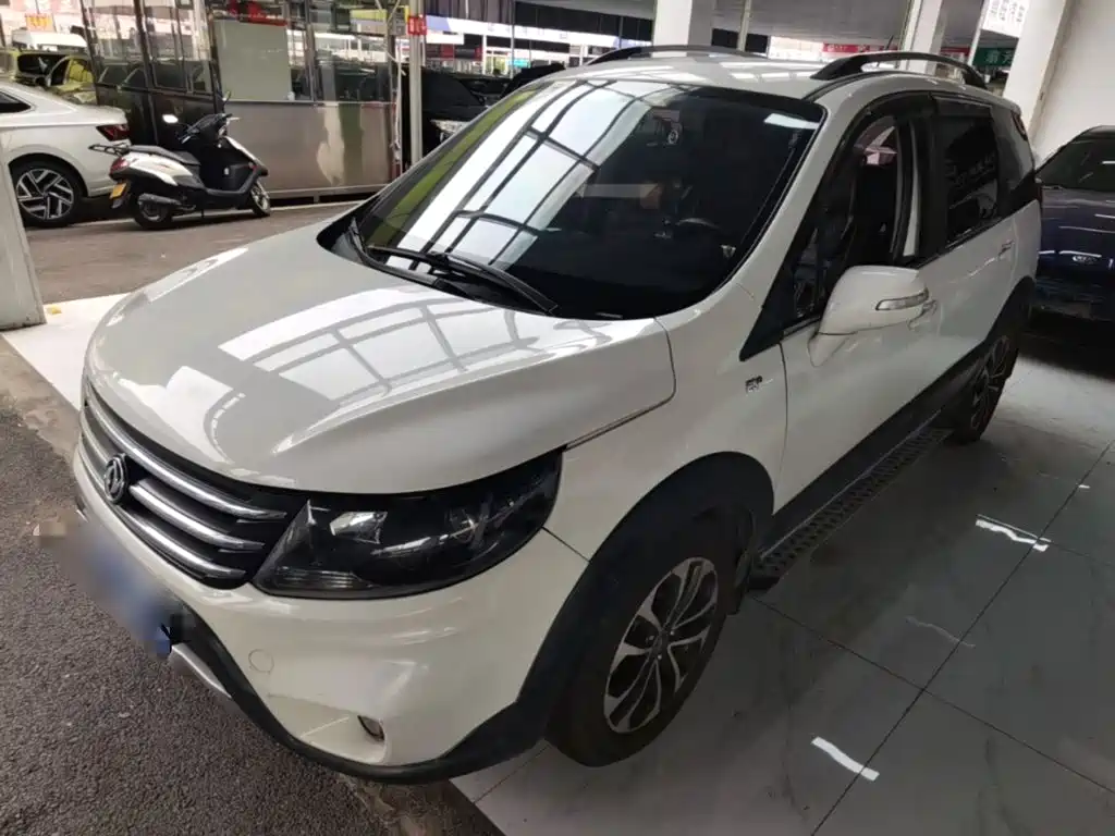 Fengxing X5 2015