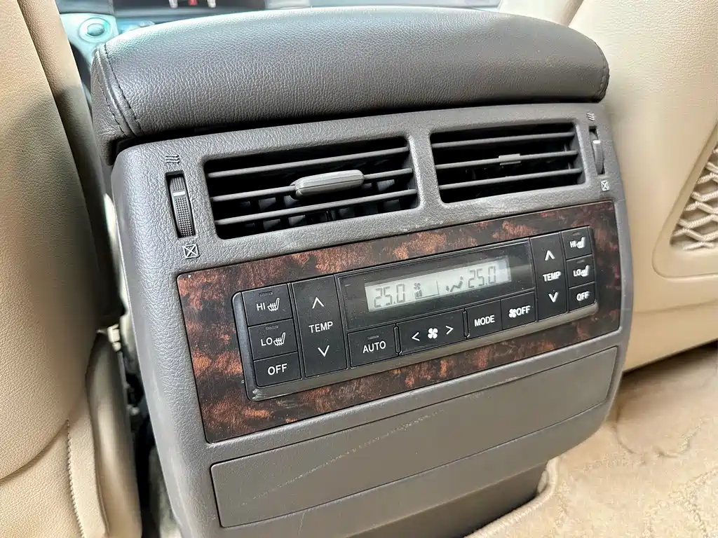 Toyota Land Cruiser 2008 — фото 12