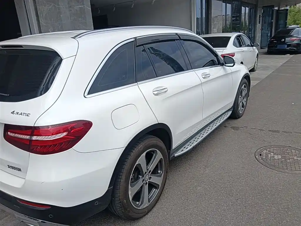 Mercedes-Benz GLC 2016 — фото 6