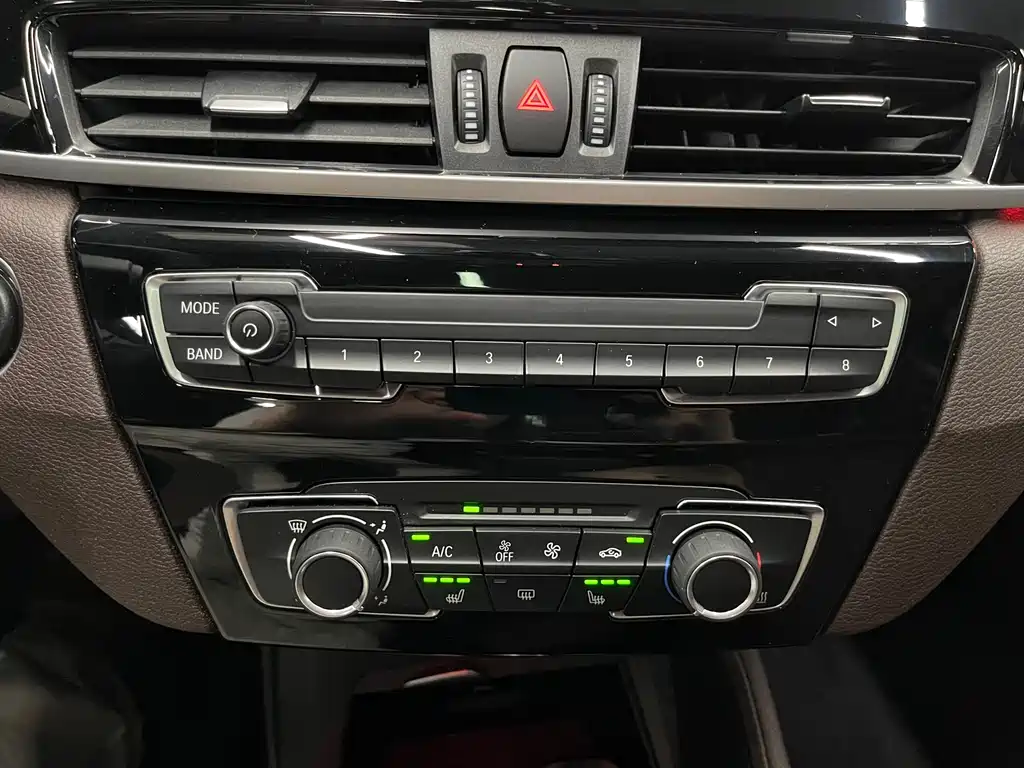 BMW X1 2022 — фото 17