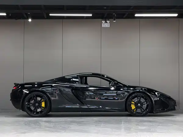 McLaren 650S 2016