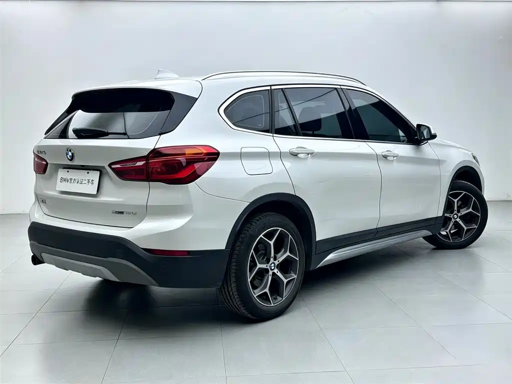 BMW X1 2018 — фото 4