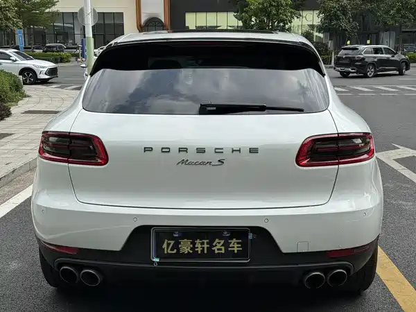Porsche Macan 2014