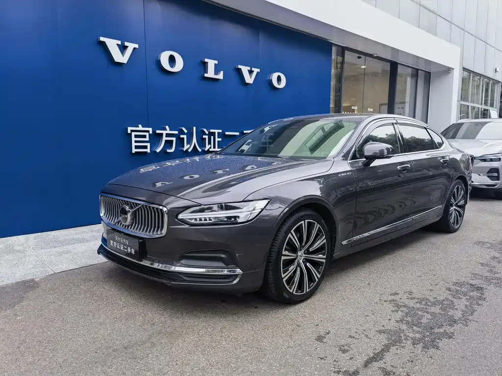 Volvo S90 2023 — фото 1
