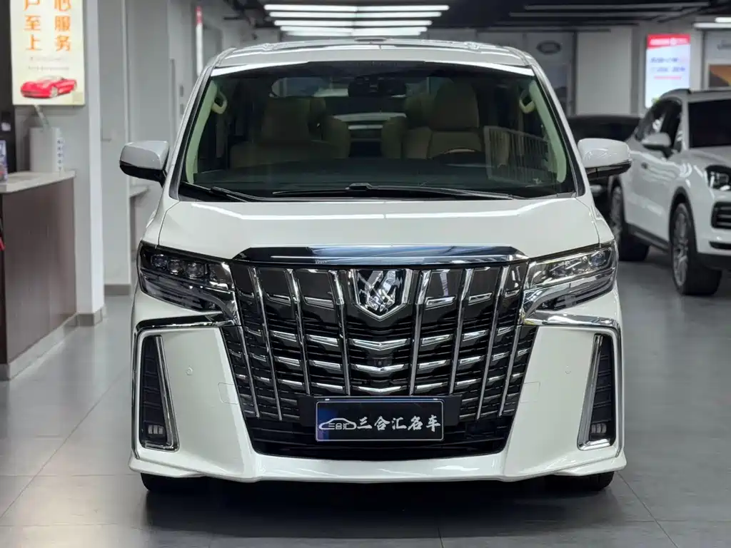 Toyota Alphard 2018 — фото 2