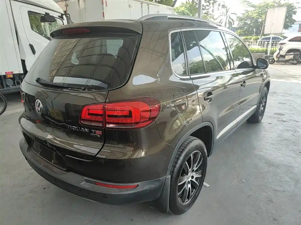 Volkswagen Tiguan 2015 — фото 7