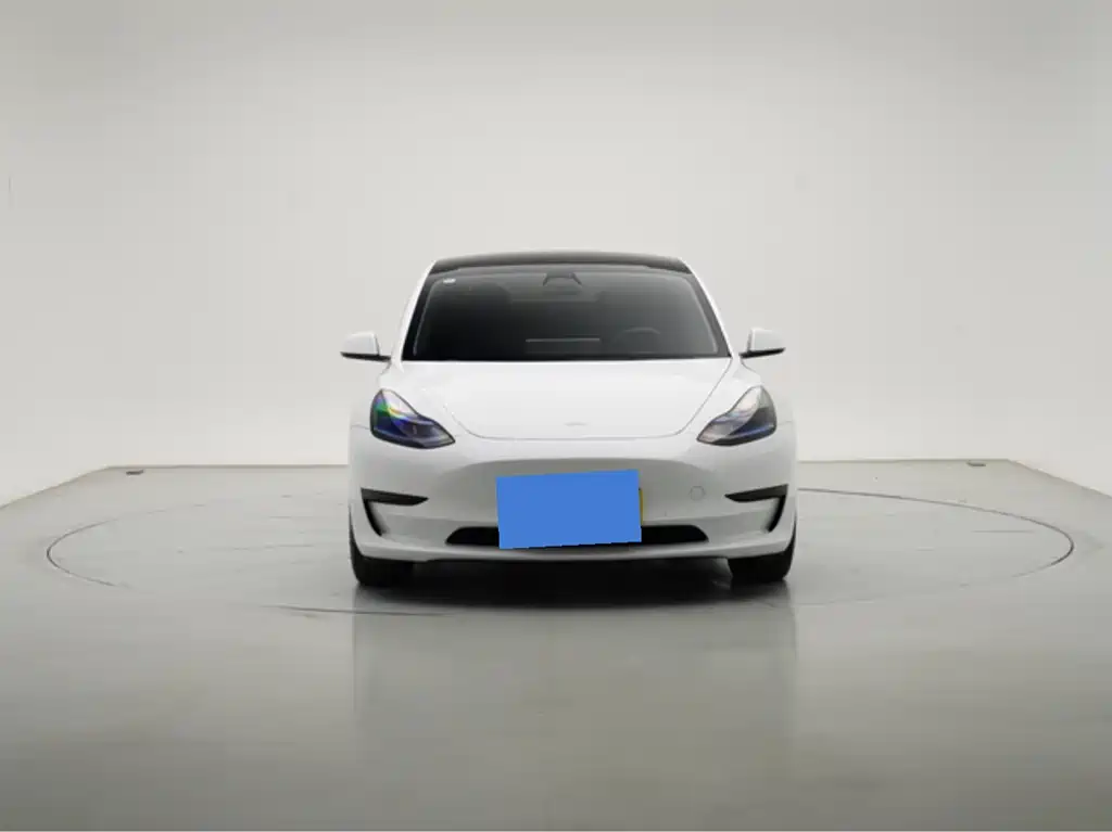 Tesla Model 3 2023 — фото 2