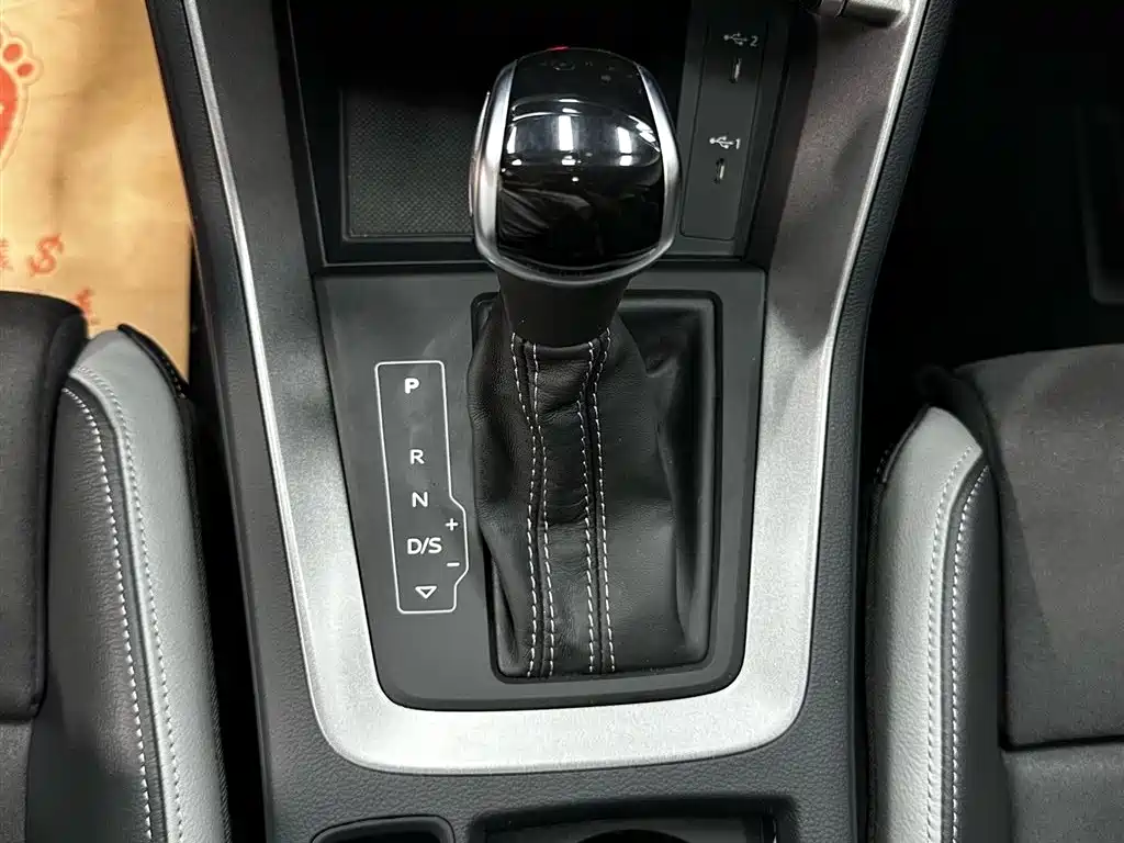 Audi Q3 2022 — фото 15