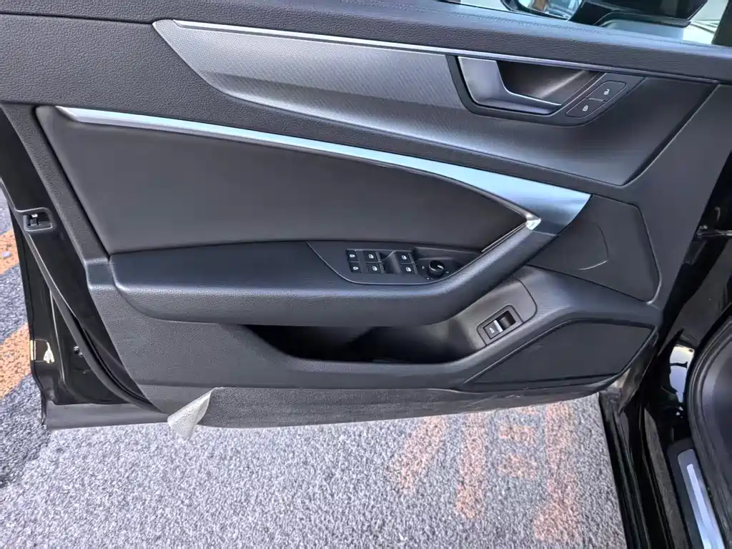 Audi A6L 2020 — фото 16