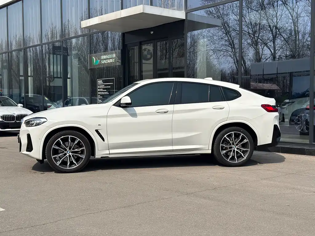 BMW X4 2023 — фото 3