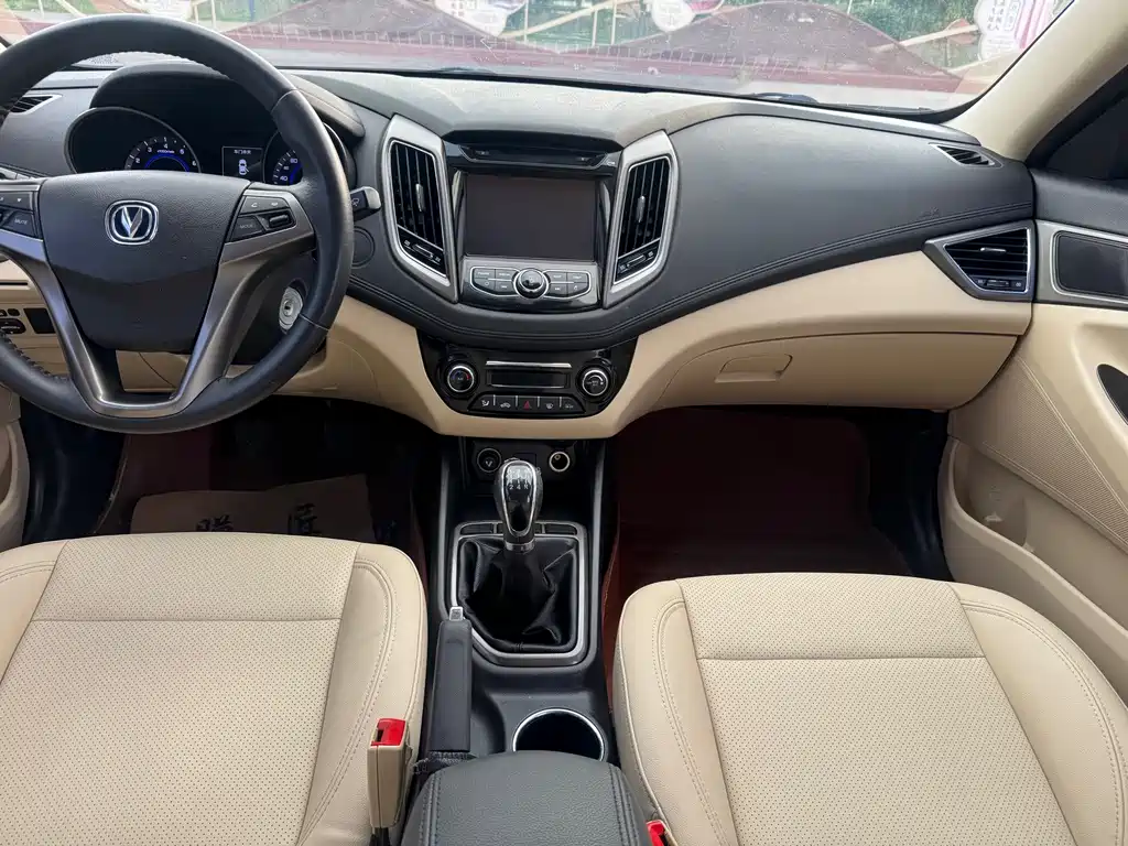 Changan Eado 2017 — фото 18