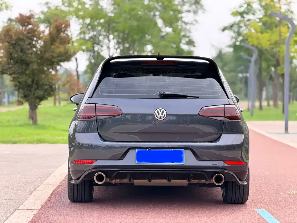 Volkswagen Golf 2020