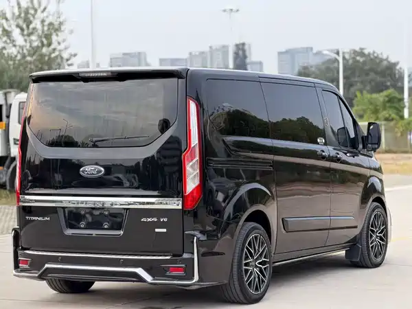 Ford Tourneo 2020