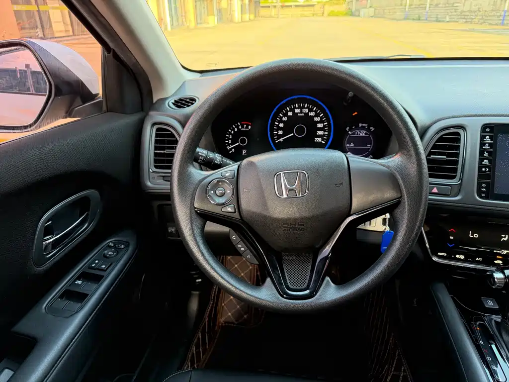 Honda Vezel 2019 — фото 7