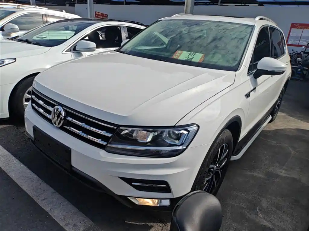 Volkswagen Tiguan L 2018 — фото 2