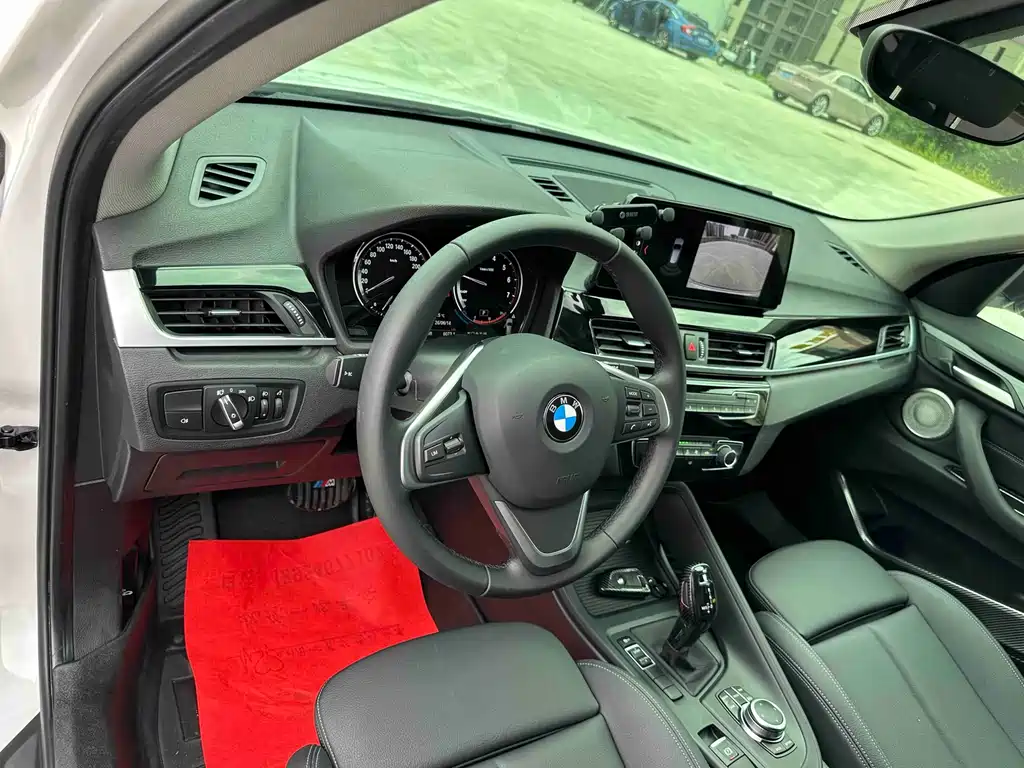 BMW X1 2022 — фото 12
