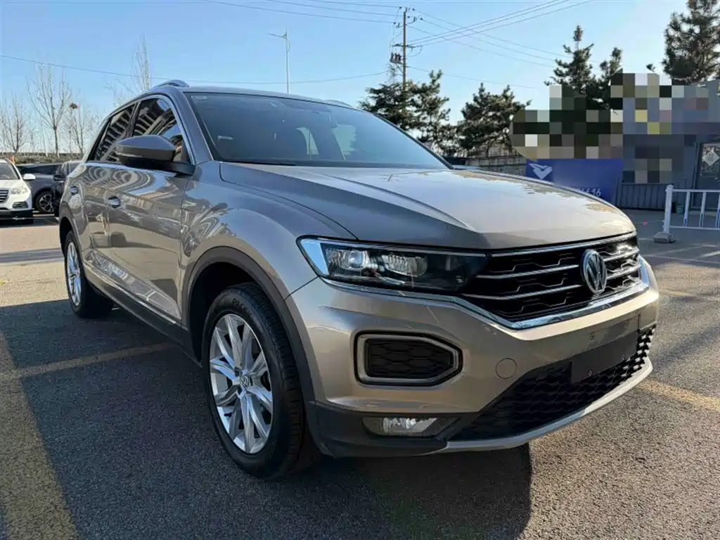 Volkswagen T-Roc 2019 — фото 10
