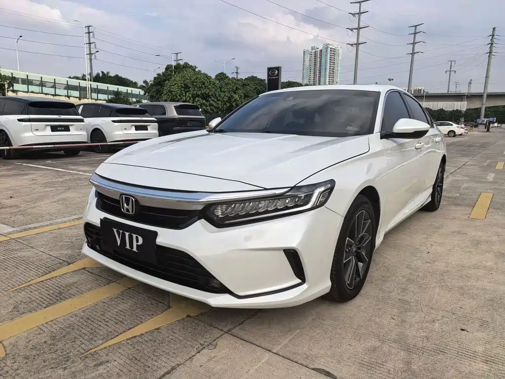 Honda Inspire 2022 — фото 1