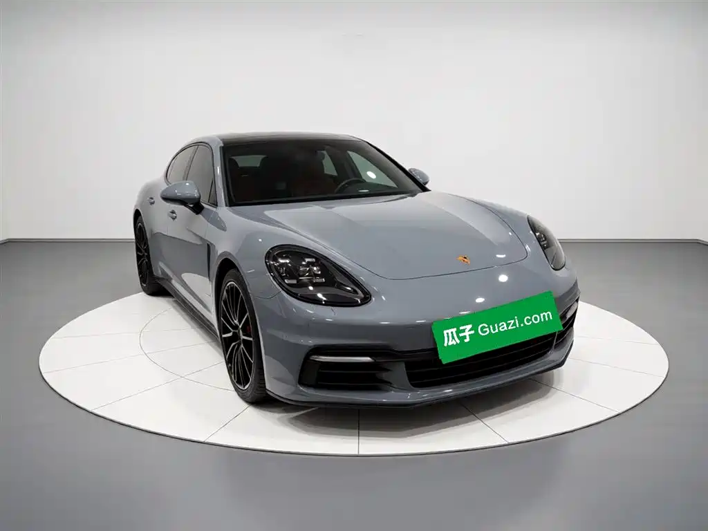 Porsche Panamera Hybrid 2019
