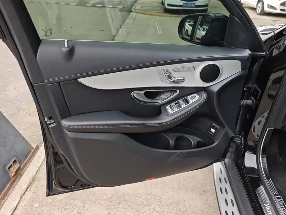 Mercedes-Benz GLC 2022