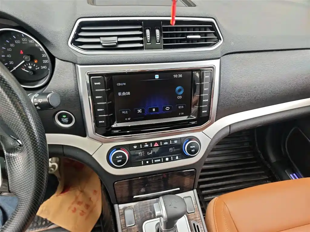Haval H6 Coupe 2017 — фото 13