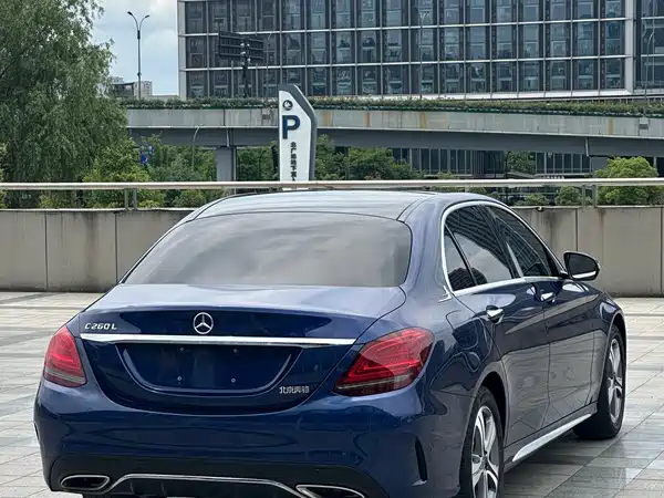 Mercedes-Benz C-Class 2020