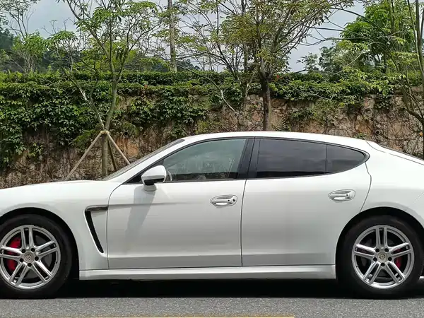 Porsche Panamera 2014