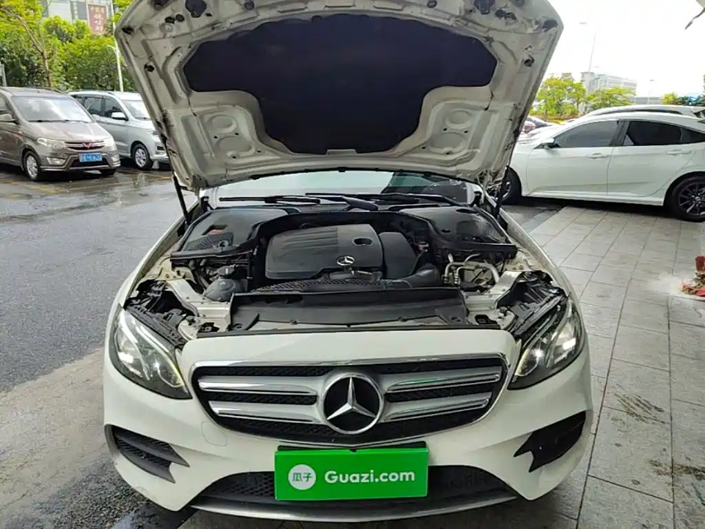 Mercedes-Benz E-Class 2020 — фото 20