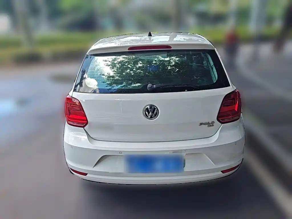Volkswagen Polo 2016 — фото 10