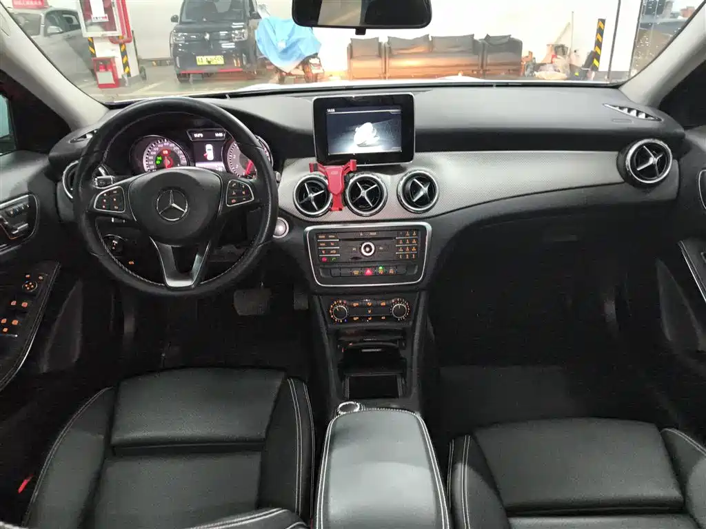 Mercedes-Benz GLA 2017 — фото 6