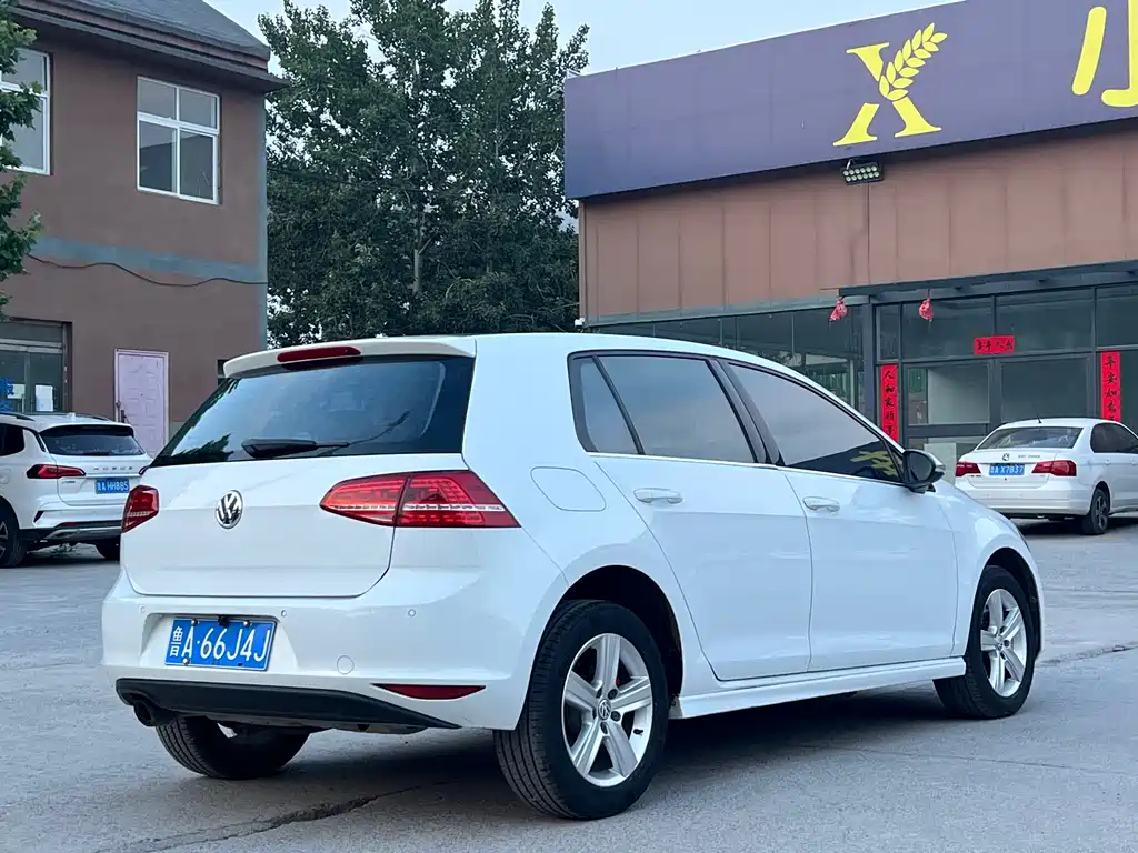 Volkswagen Golf 2016
