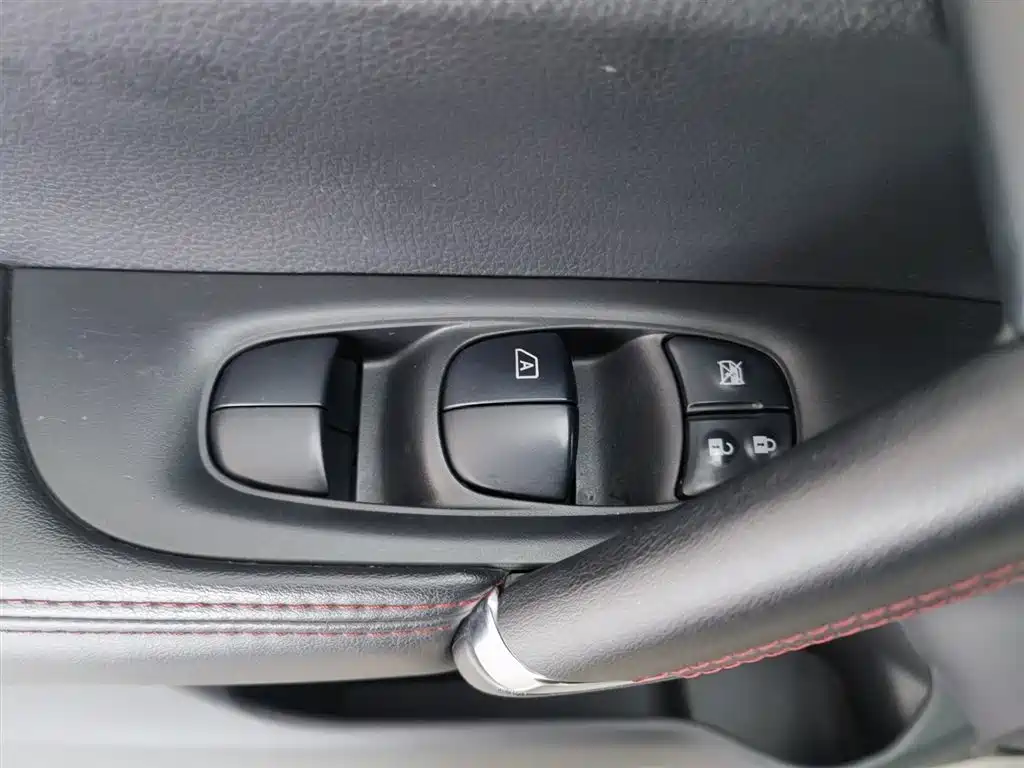 Nissan Qashqai 2021 — фото 9