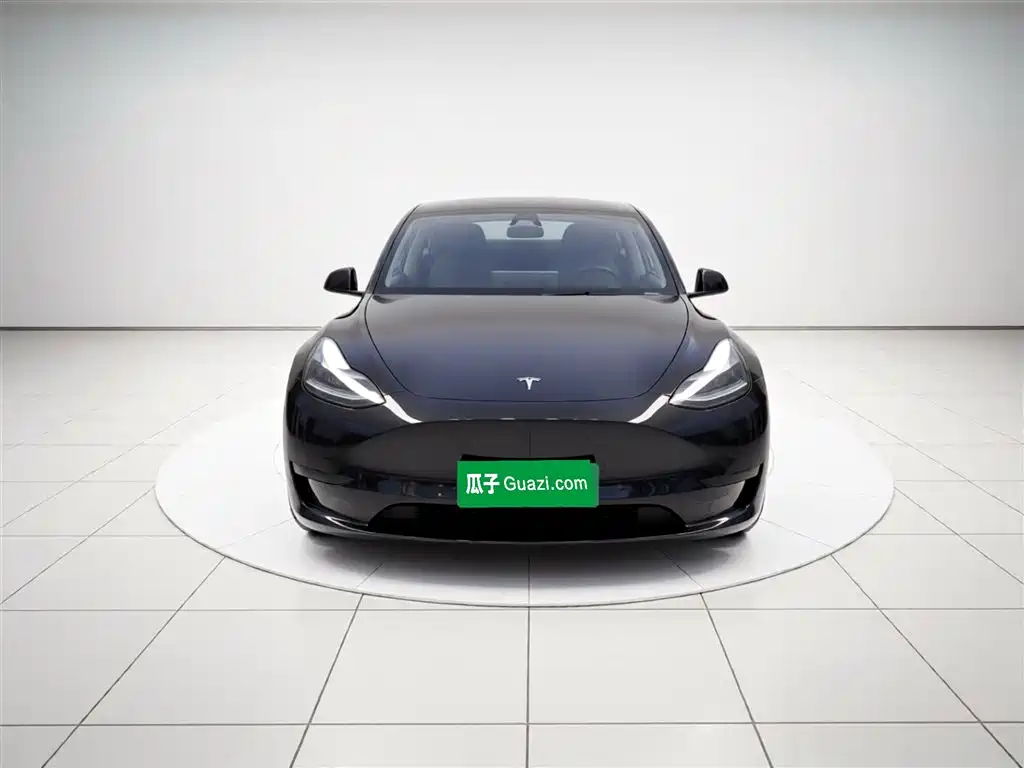 Tesla Model Y 2023 — фото 24
