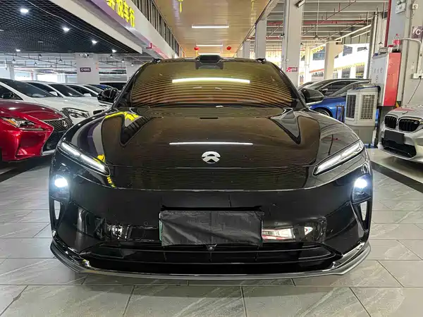 NIO ET5T 2024