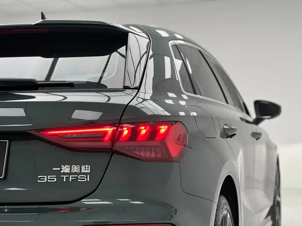 Audi A3 2022 — фото 9